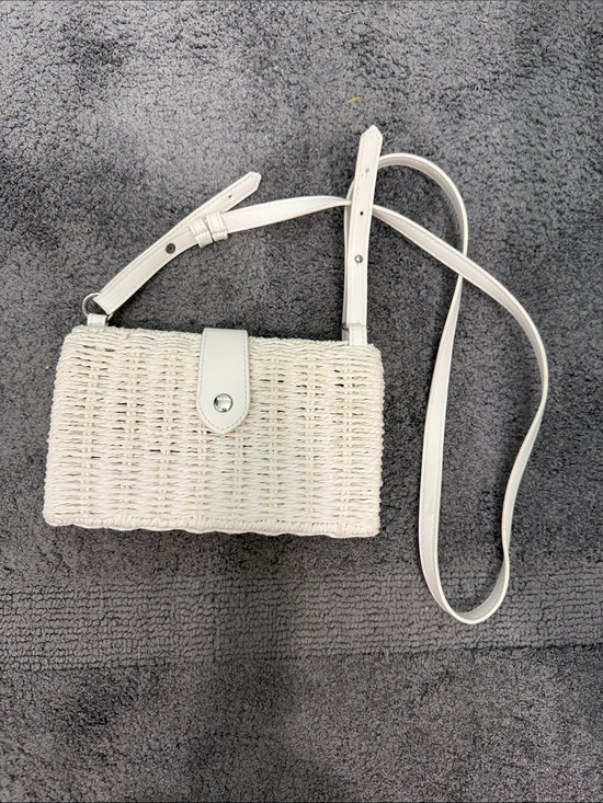 Handbags - White Woven Crossbody Bag with Snap Closure
